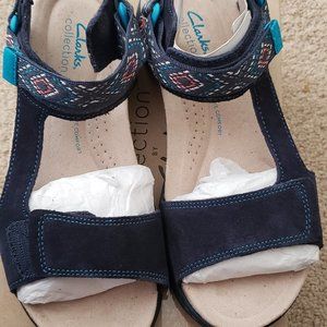 NWT Clarks Women's Navy Blue Amanda Sprint Sandals Size 6.5